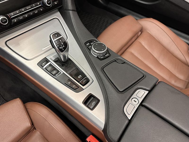 BMW Řada 6 (2014) 640d*HUD*KEYLESS*DPH*SUPR STAV - fotka 14 z 15