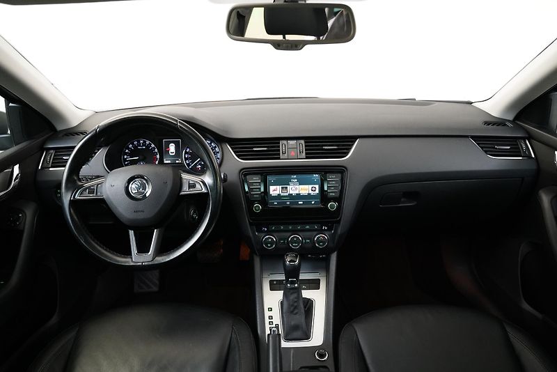 Škoda Octavia - fotka 5 z 27