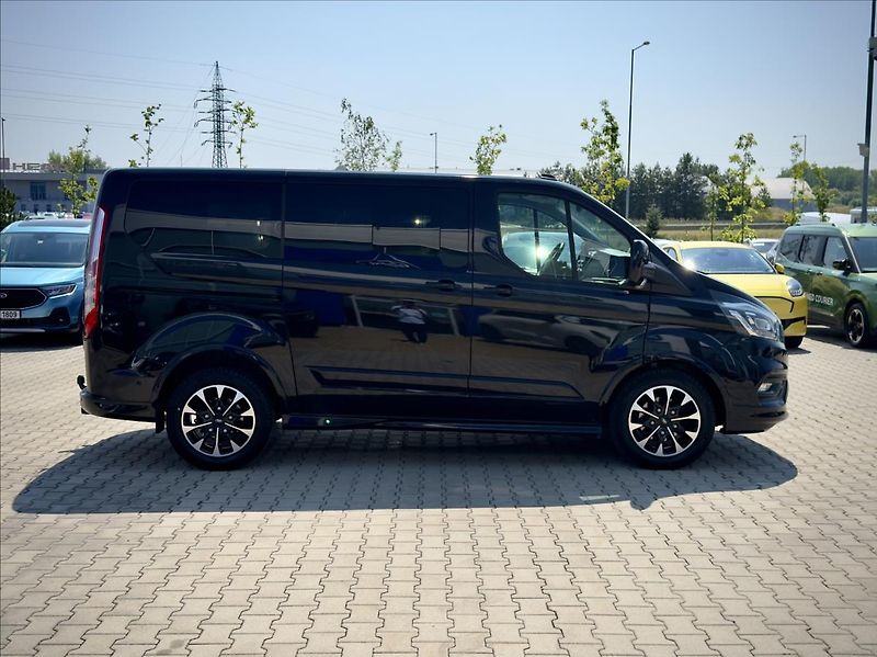 Ford Tourneo Custom 2,0 136kW Sport L1 Webasto - fotka 6 z 29