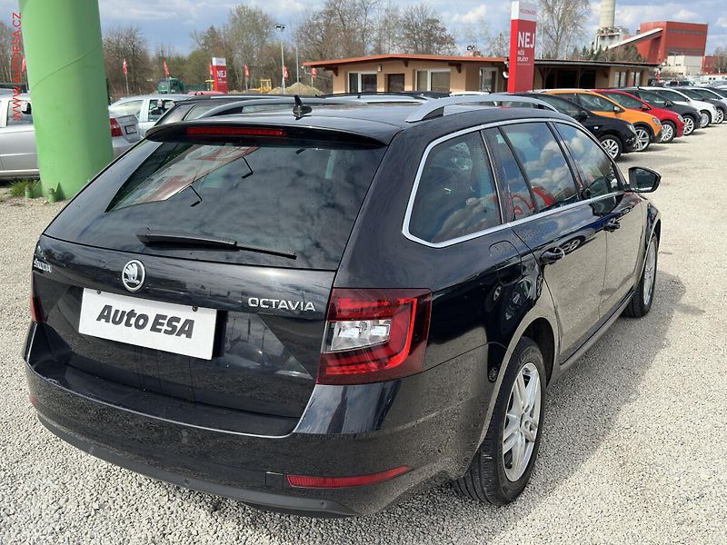 Škoda Octavia (2018) 2.0 TDi, DSG, LED, AC - fotka 4 z 24