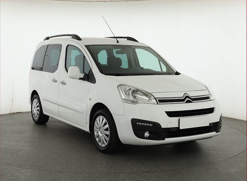 Citroën Berlingo (2018) Feel 1.6 BlueHDi, 5Míst, ČR - fotografie inzerátu