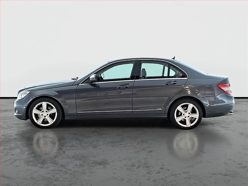 Mercedes-Benz Třídy C (2008) C 320 CDI 4MATIC, 4X4 - fotka 3 z 19