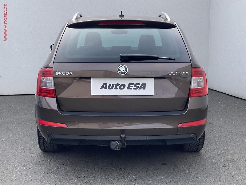 Škoda Octavia (2017) 1.6 TDi, Ambiente, panor - fotka 5 z 17