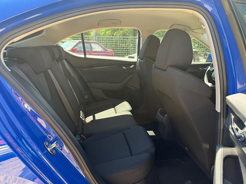 Škoda Octavia 2.0TDi 85kW*CZ* - fotka 19 z 24