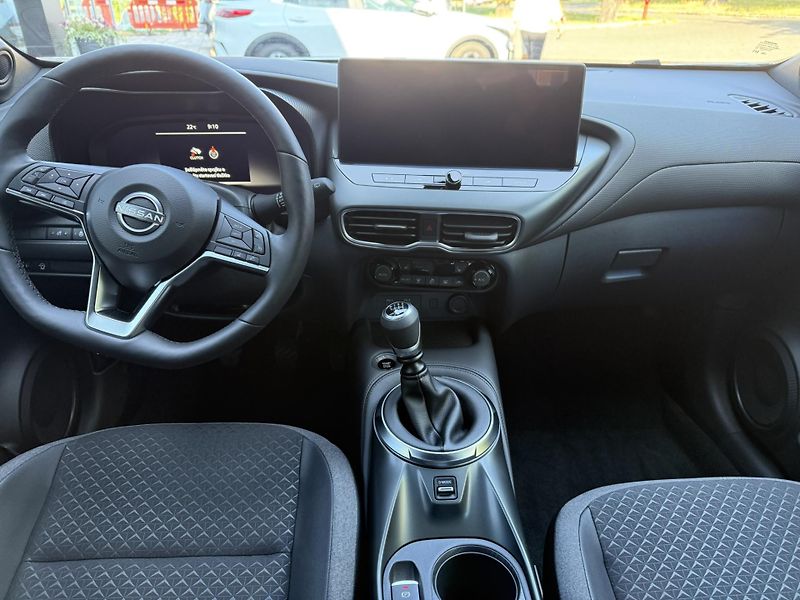 Nissan Juke (2026) JUKE DIG-T 6MT N-CONNECTA + CP - fotka 11 z 22