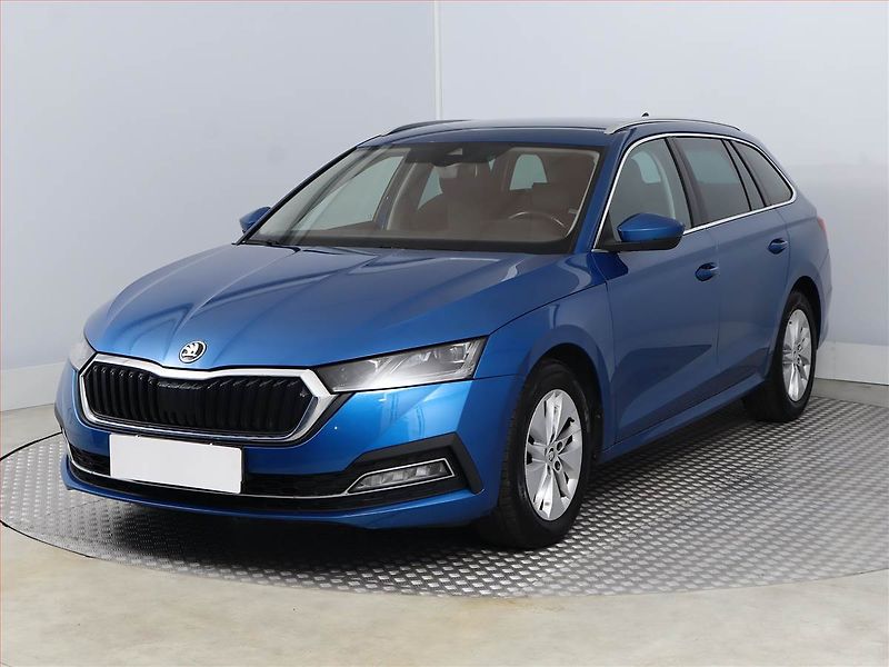 Škoda Octavia (2020) 2.0 TDI, Automat, Kůže, Navi - fotka 2 z 21