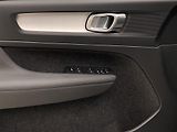 Volvo XC40 B3 CORE AUT CZ - náhled 28