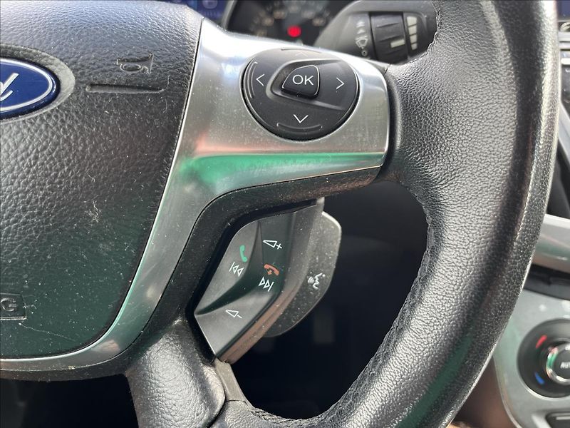Ford Focus 1,6 TDCi KLIMA ROZVODY SERVIS - fotka 21 z 38