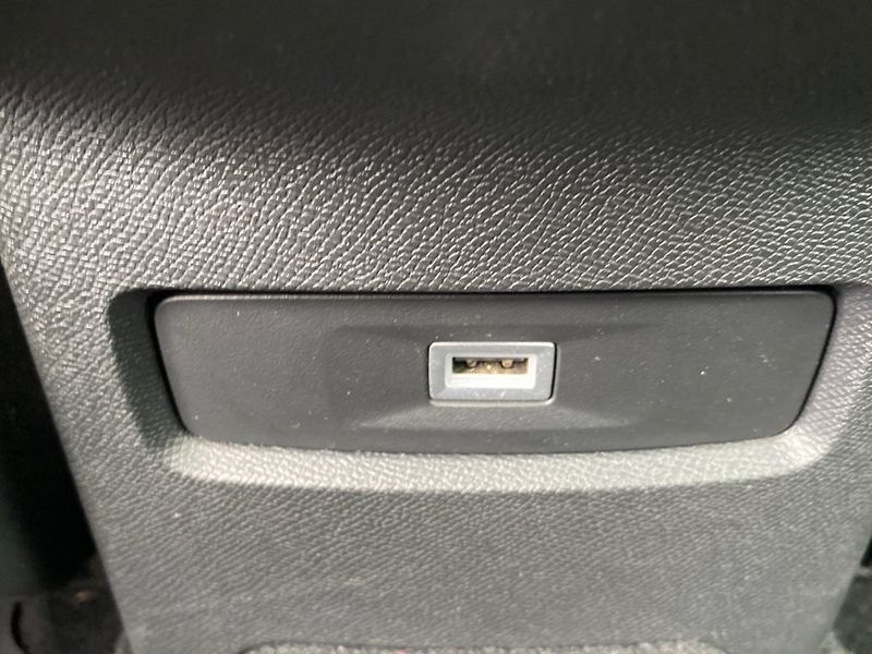 Citroën C4 (2022) 1,2 (114kW) Aut  BA - fotka 31 z 38