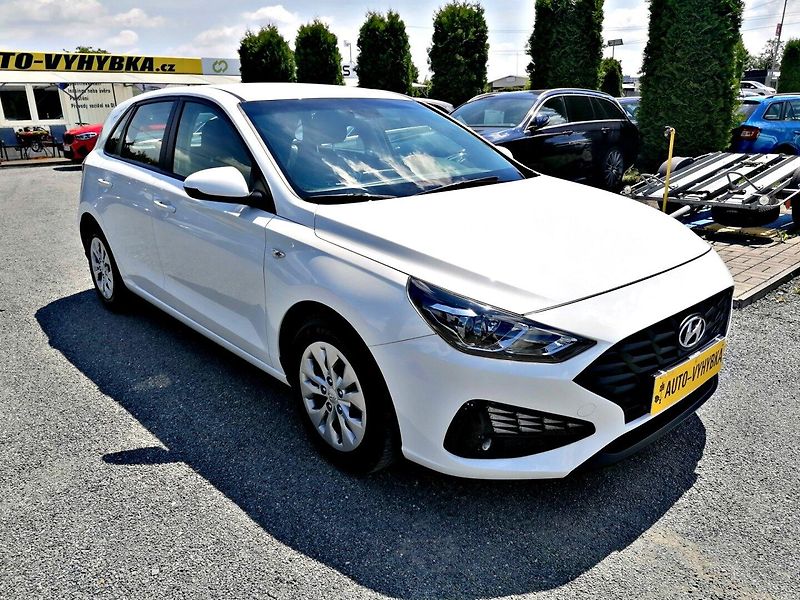 Hyundai i30 (2022) 1.0 T-GDi 88kw ČR, DPH - fotka 3 z 19