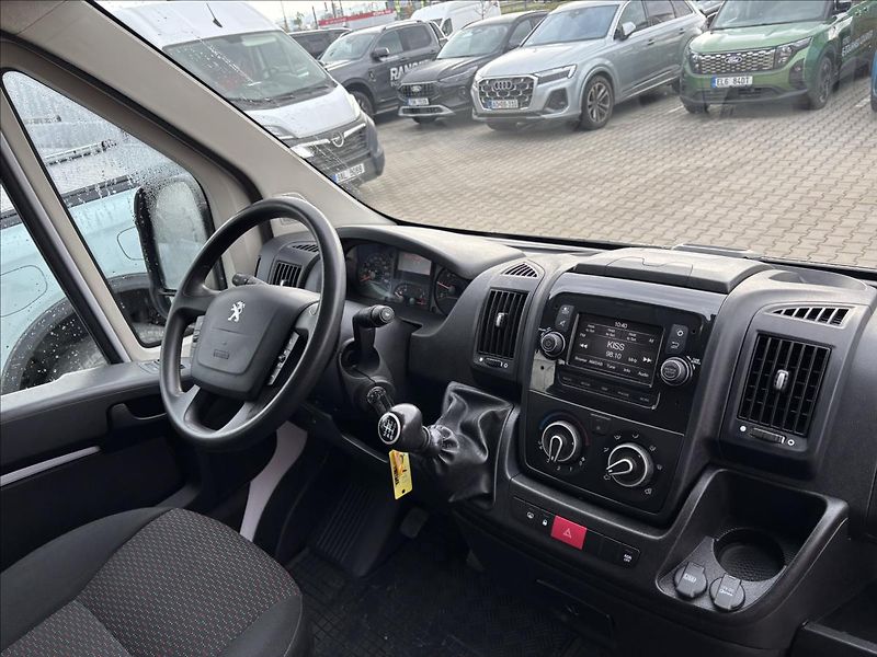 Peugeot Boxer 2,2 BluHDI 88kW L1 Active - fotka 17 z 31