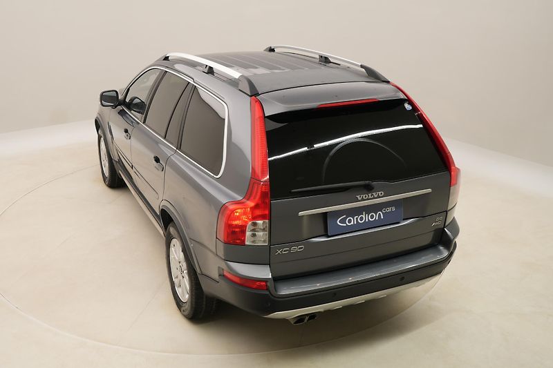 Volvo XC90 D5 AWD SPORT AUT CZ - fotka 17 z 42