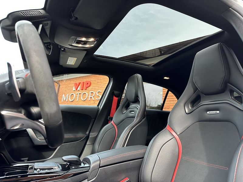Mercedes-Benz Třídy A A 45AMG-S-4M-ČR-PERFORM - fotka 11 z 38