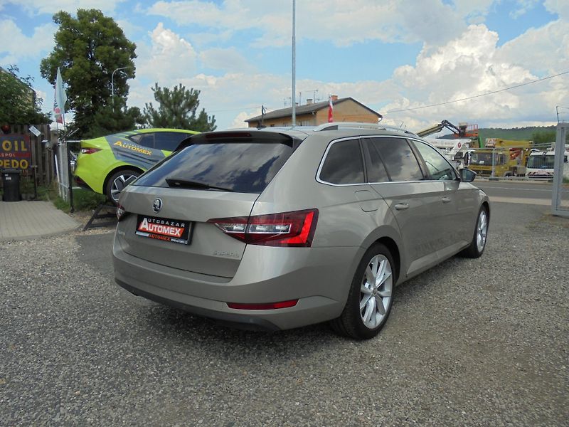 Škoda Superb (2015) 2.0TDI-110kw-DSG-NOVÝ MODEL - fotka 7 z 12