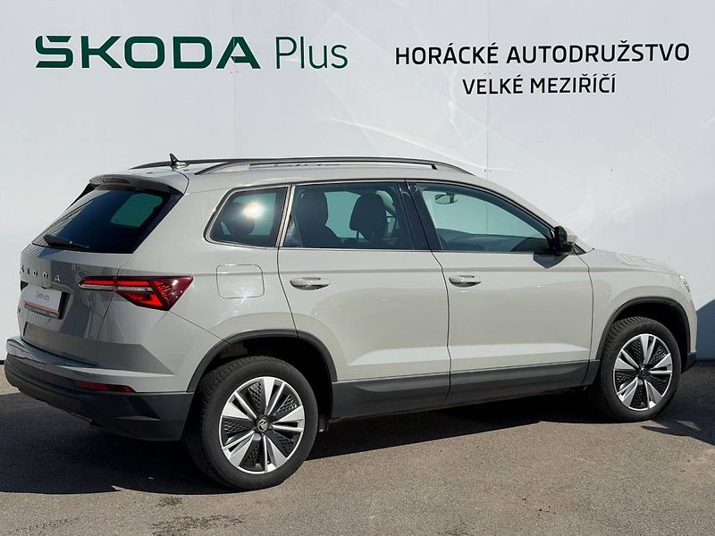 Škoda Karoq Ambition Plus 2,0 TDI 85 kW 7° - fotka 2 z 28