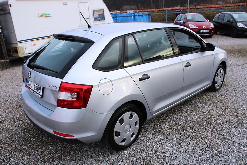 Škoda Rapid (2014) 1,2i KLIMA EL.OKNA ZIMNÍ KOLA - fotka 7 z 14