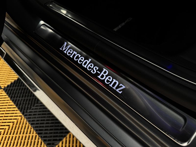 Mercedes-Benz Třídy S 500*4x4*320kw*CZ*AMG*DPH* - fotka 26 z 48