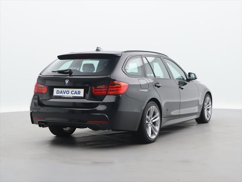 BMW Řada 3 3,0 330d xDrive 190kW M-paket - fotka 7 z 35