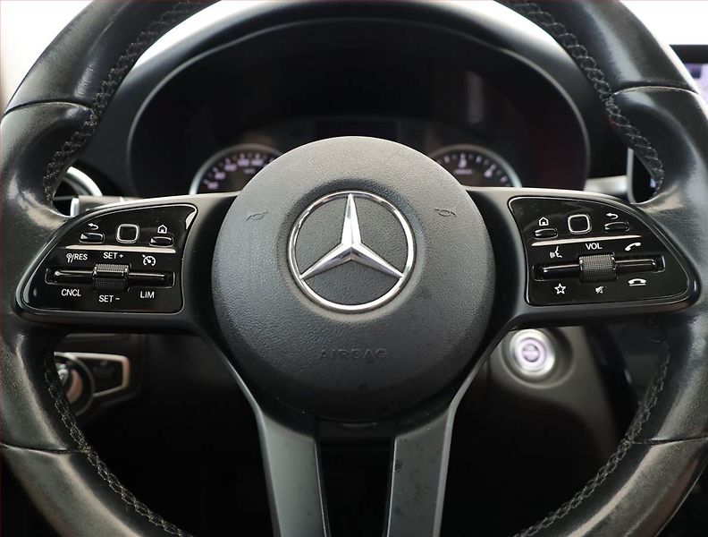 Mercedes-Benz Třídy C (2020) C 200 d, Navi, Tempomat - fotka 8 z 21