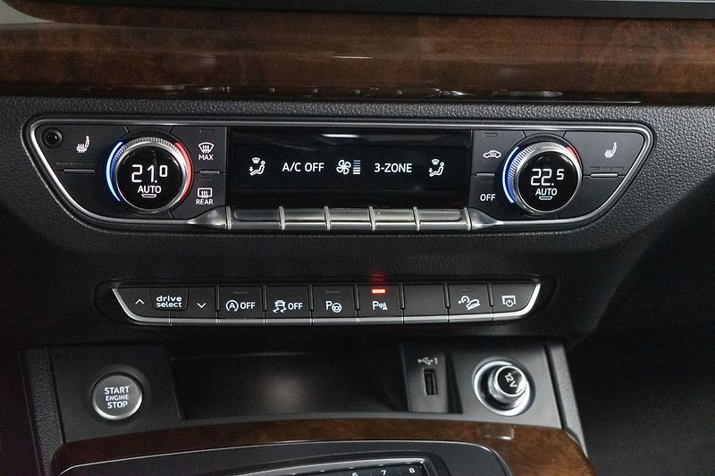 Audi Q5 40 TDI 4x4*AIR*TAŽNÉ*KAMERA360 - fotka 27 z 46