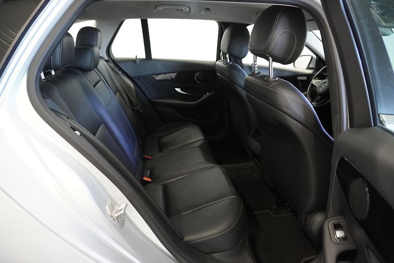 Mercedes-Benz Třídy C (2015) C200 CDI - fotka 27 z 31