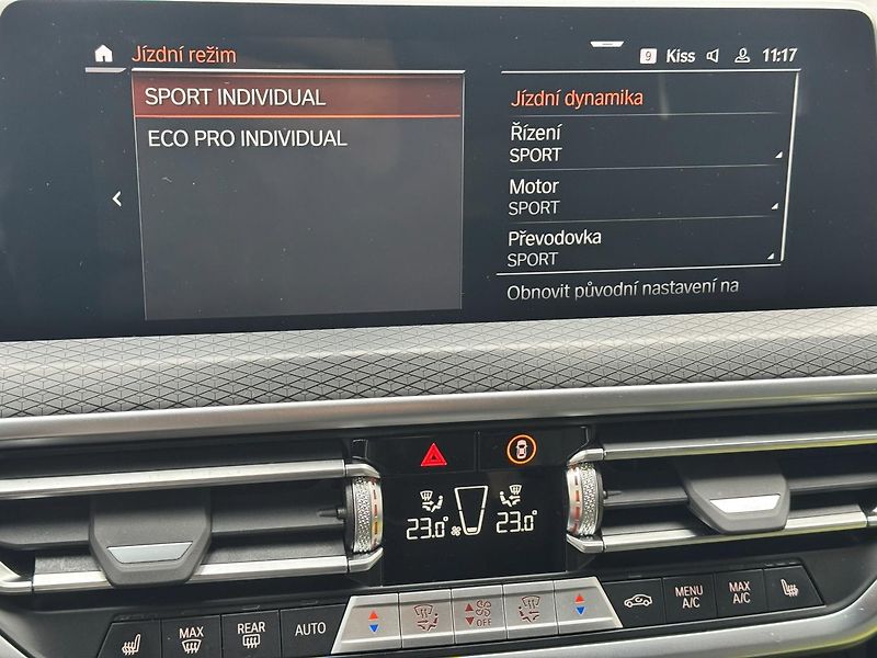 BMW X3 (2023) xDrive 20d M paket + tažné - fotka 22 z 27