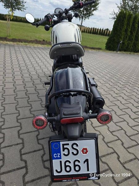CFMOTO (2025) 450 CL-C Bobber - fotka 10 z 11