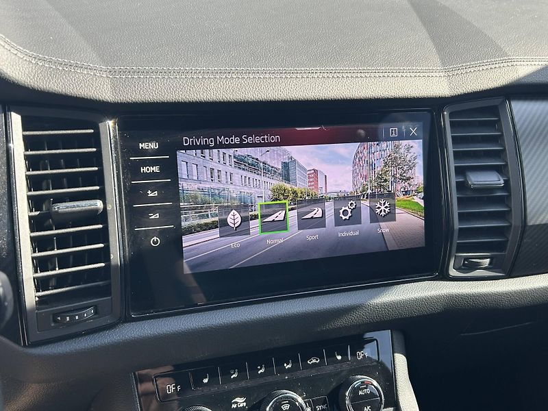 Škoda Kodiaq Sportline 4x4 7DSG 2,0TSI - fotka 19 z 27