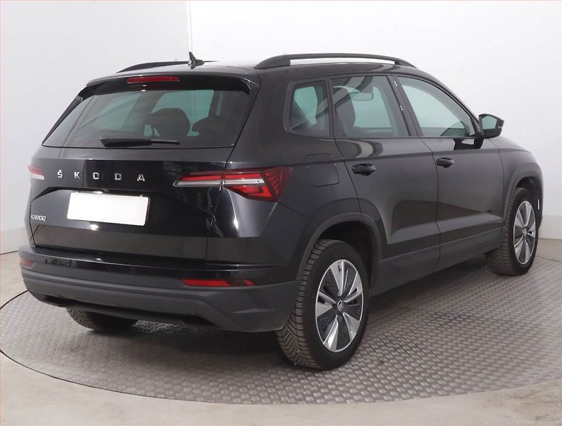 Škoda Karoq (2023) Ambition 1.5 TSI - fotka 5 z 17