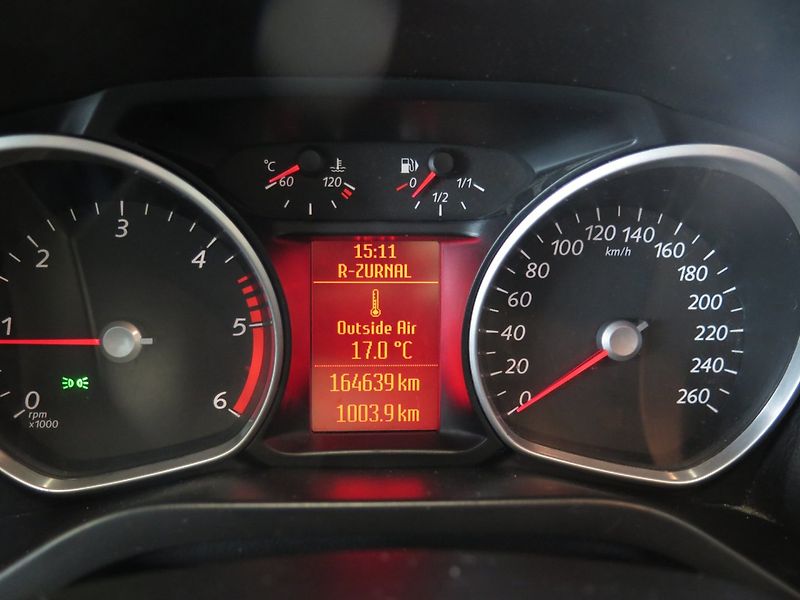 Ford S-MAX (2013) 2.0TDCi,navi,výhřev,tažné,STK - fotka 5 z 27