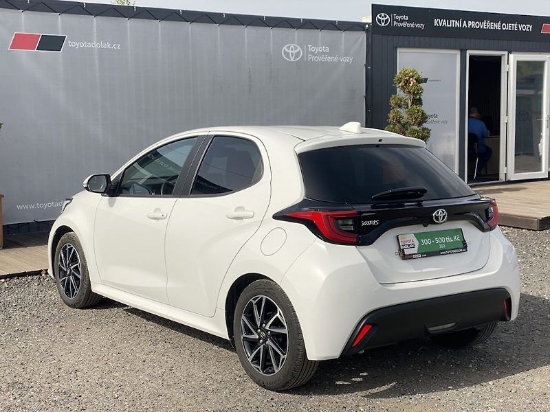Toyota Yaris 1.5i, ČR, Style Tech, automat - fotka 5 z 17