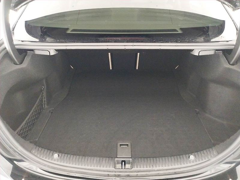 Mercedes-Benz Třídy C (2018) C 250 d 4MATIC, 4X4, Automat - fotka 13 z 22