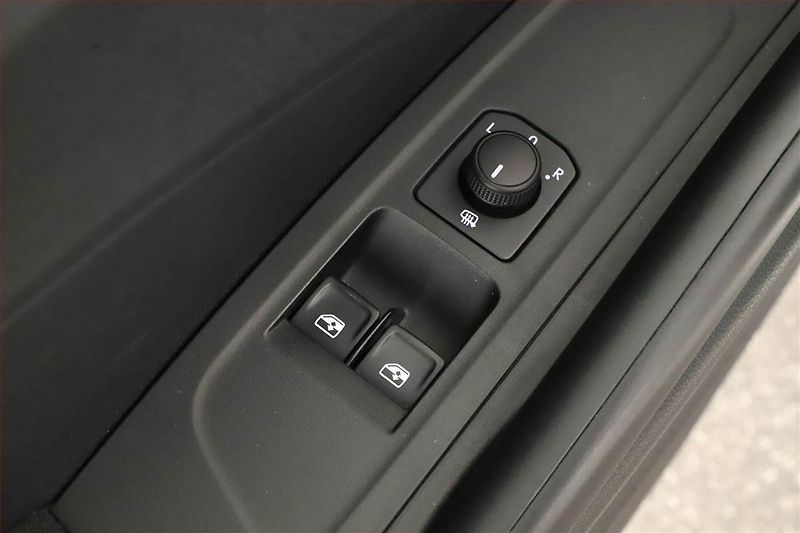 Škoda Fabia (2023) Ambition 1.0 TSI, ČR,1.maj - fotka 11 z 13