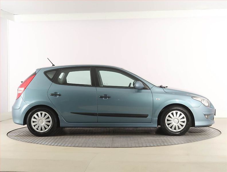 Hyundai i30 (2010) 1.4 CVVT, po STK - fotka 6 z 15
