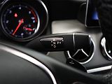 Mercedes-Benz GLA (2018) 200 d 4MATIC, 4X4 - náhled 11