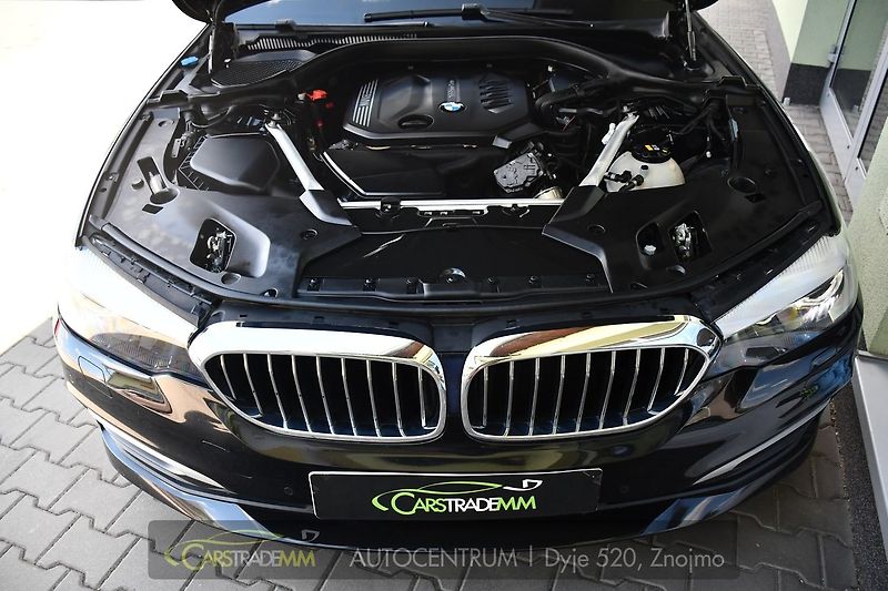BMW Řada 5 518d ČR 1.M CARPLAY - fotka 51 z 54