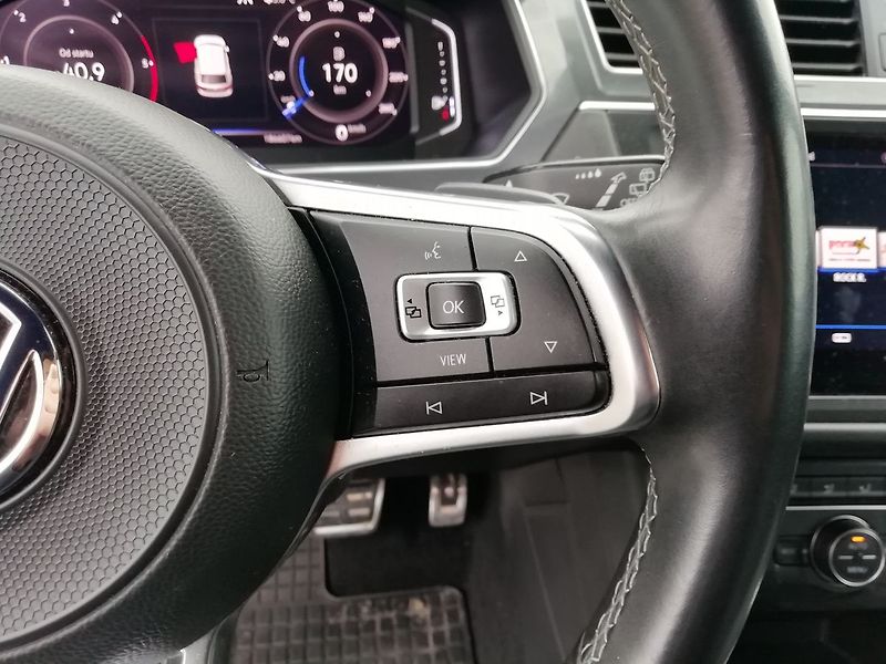 Volkswagen Tiguan Allspace 2,0 TDI DSG 4M R-Line 140kW - fotka 9 z 20