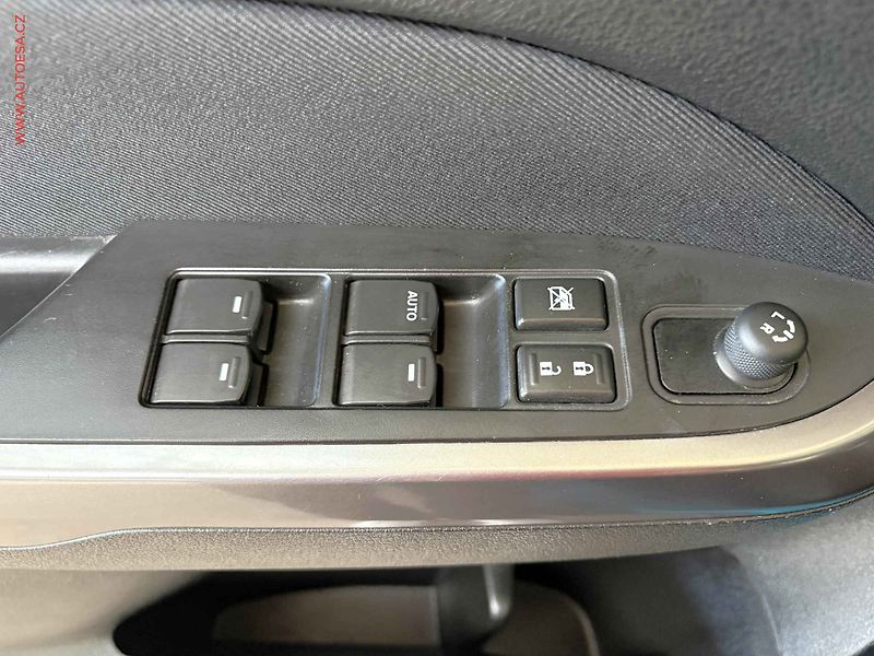 Suzuki Vitara (2020) 1.4T 4x4, 1.maj,ČR, Premium - fotka 12 z 15