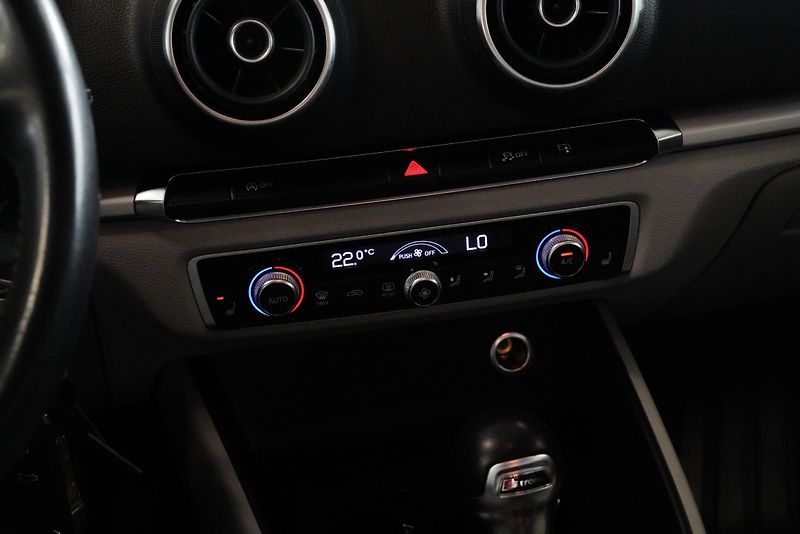 Audi A3 - fotka 18 z 22
