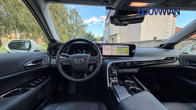 Toyota Mirai EXECUTIVE VIP BLACK - fotka 5 z 24