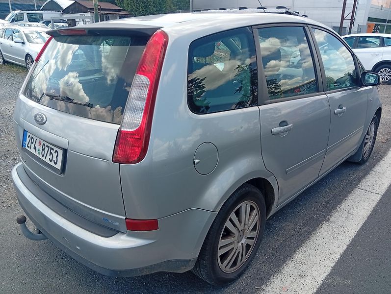 Ford C-MAX 1.6i Ghia, koupeno v ČR - fotka 5 z 23