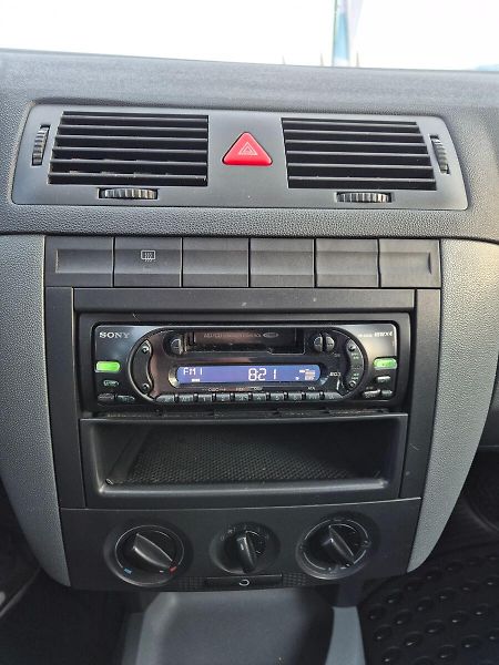 Škoda Fabia Combi 1,2 HTP 47kW, CZ, 1. maj - fotka 13 z 14