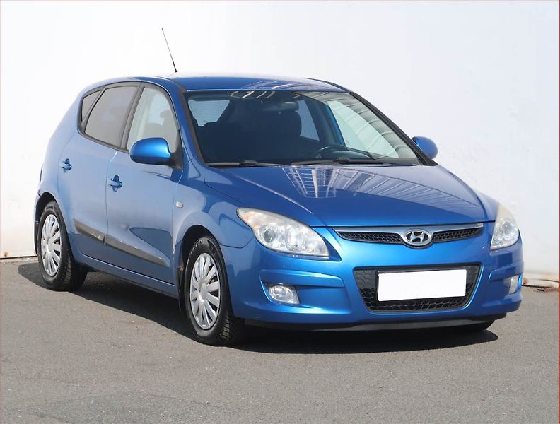 Hyundai i30 (2008) 1.6 CRDi, zamluveno - fotografie inzerátu
