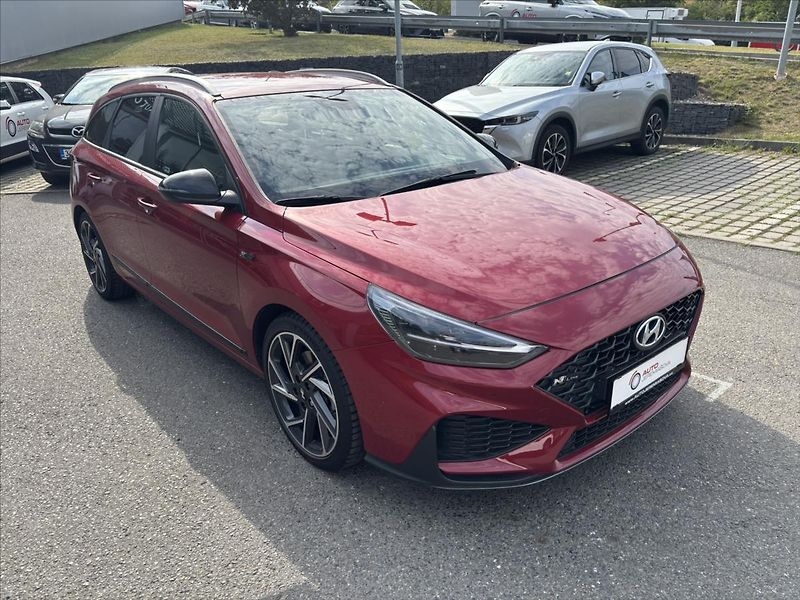 Hyundai i30 1,5 TGDi N-Line TOP STAV TAŽNÉ - fotka 7 z 47
