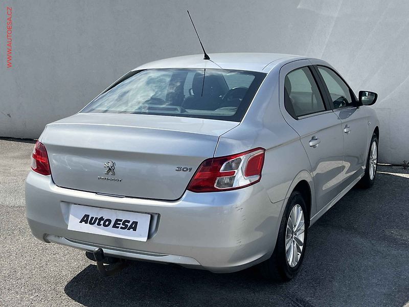 Peugeot 301 (2015) 1.2PT, autoAC, temp. - fotka 4 z 12