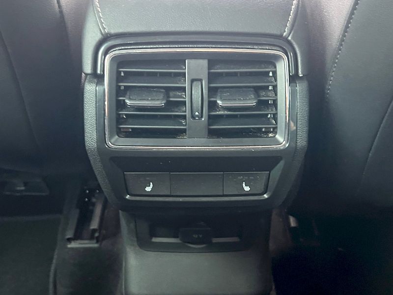 Škoda Karoq (2021) Style Plus 1.5 TSI 110KW 6° ma - fotka 28 z 33