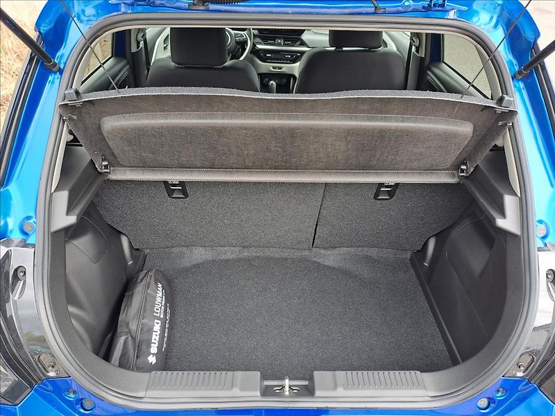 Suzuki Swift (2026) 1,2 ELEGANCE HYBRID - fotka 15 z 16