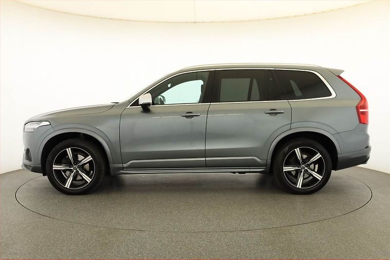 Volvo XC90 (2019) R-Design D5 AWD - fotka 3 z 21