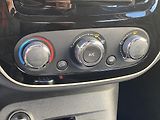 Renault Captur (2017) 0.9 TCe, AC, tempo - náhled 13
