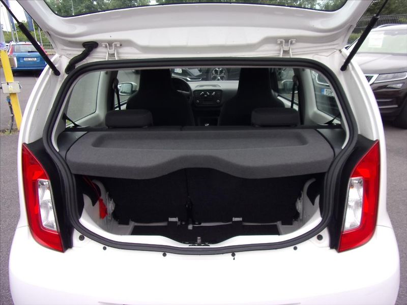 Škoda Citigo 1,0 MPI 55kW - fotka 10 z 16